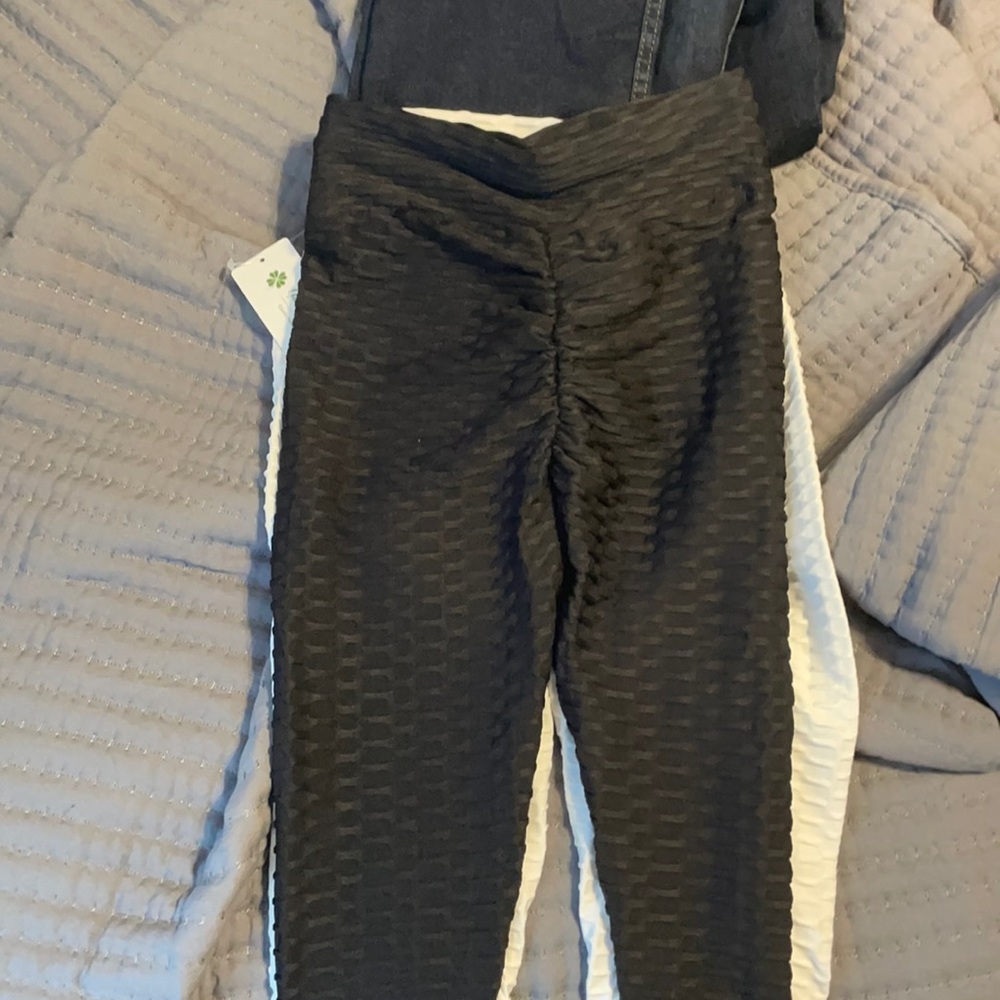 Tik tok famous leggings